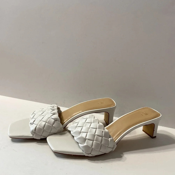 H&M (NEW) White Boho Faux Leather Braided Preppy Slides Kitten Heels Sandals 41 - Picture 3 of 10